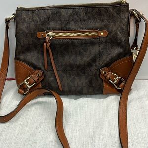 Michael Kors messenger bag
